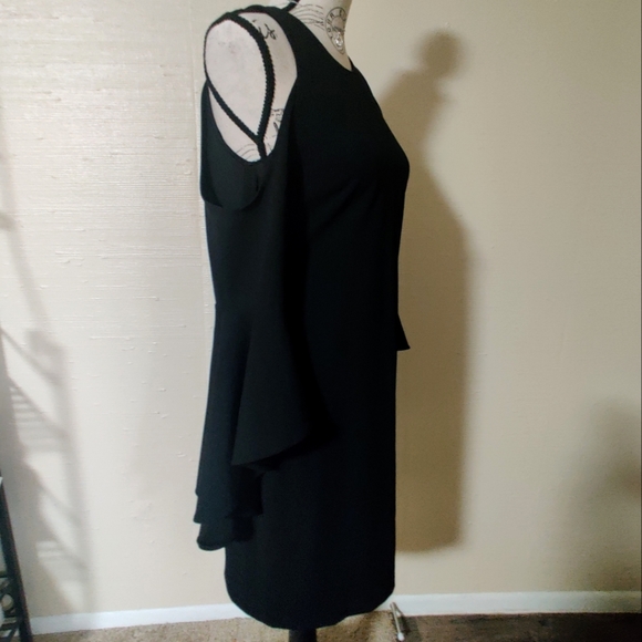 🆕 Vince Camuto Black Cold Shoulder Bell Sleeve Whimsigoth witchy Dress (XS) - Picture 6 of 10